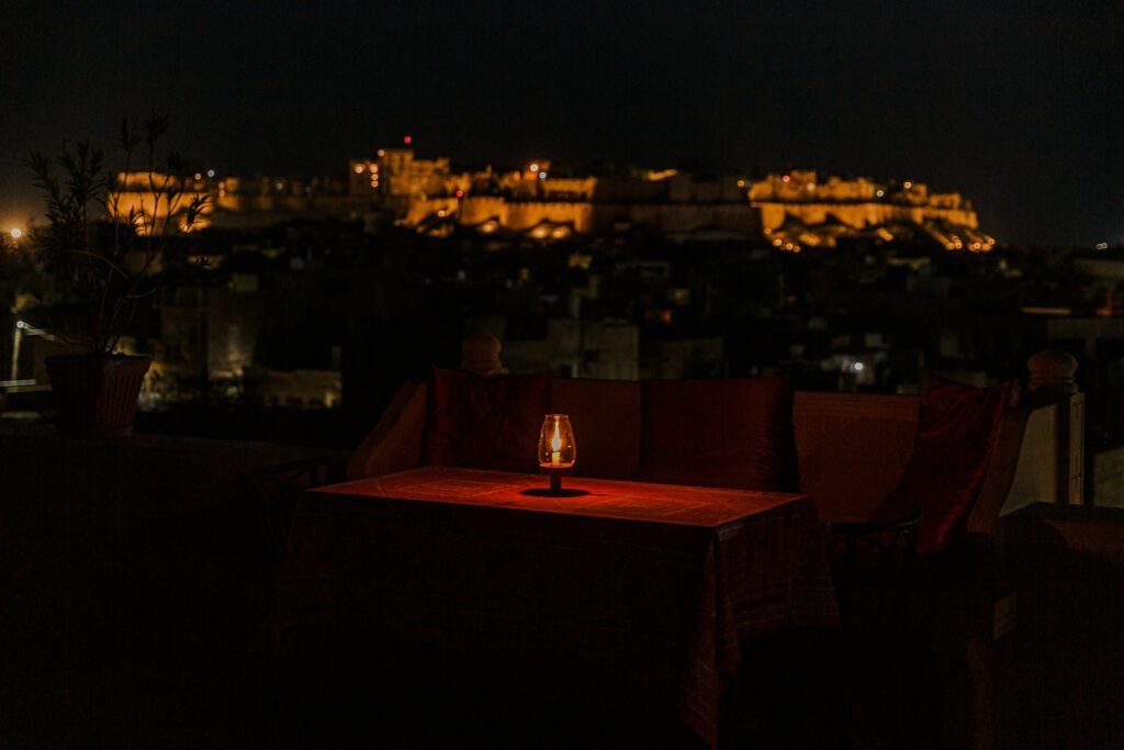 Romantic dinner escape for couples in Granada